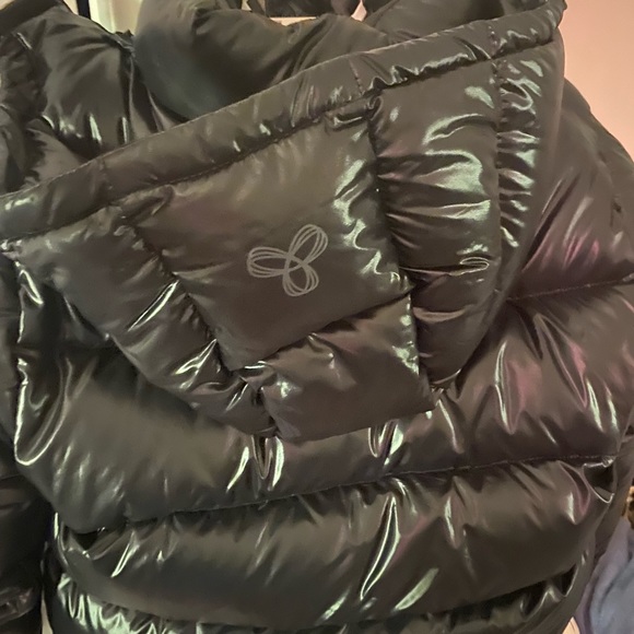 Black Aritzia Superpuff - Picture 3 of 3